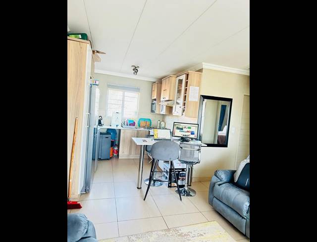 2 BEDROOM APARTMENT FOR SALE IN ANDEON AH